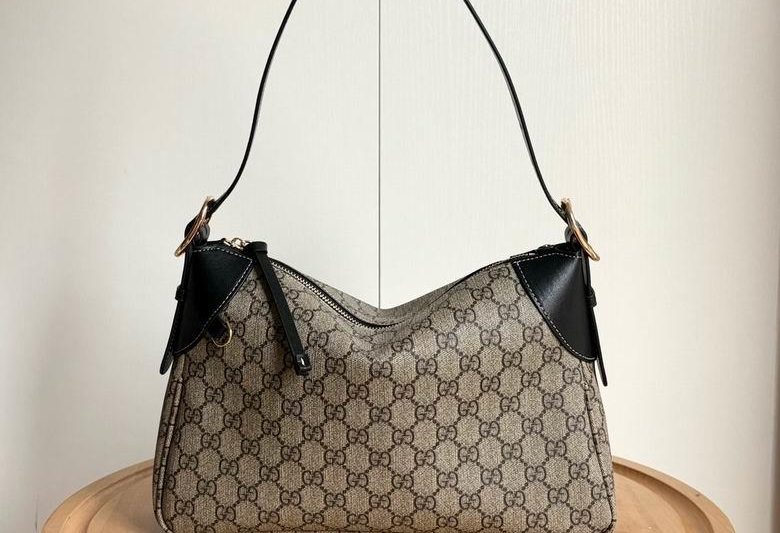 Replica Gucci Bags 1:1 Emblem 815216 31.5X21X8cm DF