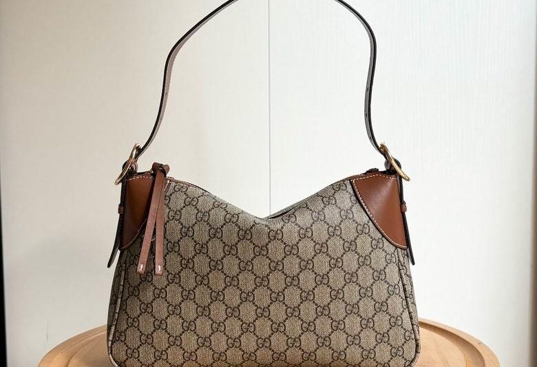 Replica Gucci Bags 1:1 Emblem 815216 31.5X21X8cm DF