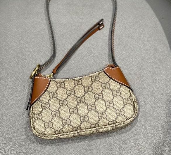 Replica Gucci Bags 1:1 820696 19X23X13X2cm DF