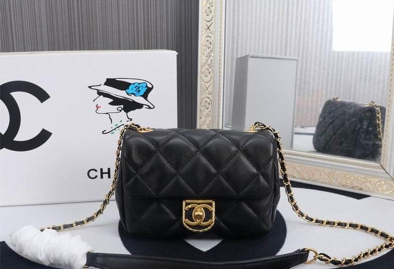 1:1 Replica Chanel Bags 8819 18X12cm WO