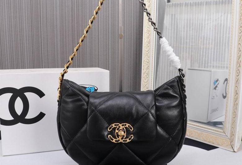 1:1 Replica Chanel Bags 3001 28X22X5.5cm XMY 3colour