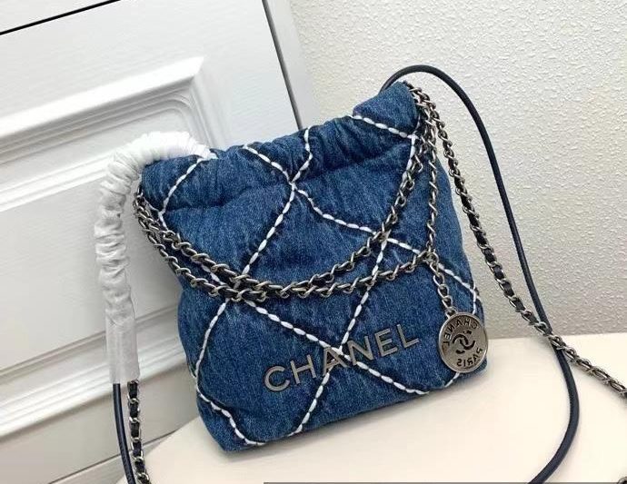 1:1 Replica Chanel Bags 6019 20X19X6cm XMY