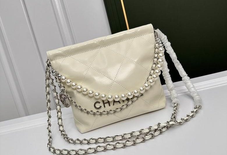 1:1 Replica Chanel Bags 6802 23cm YG 2colour