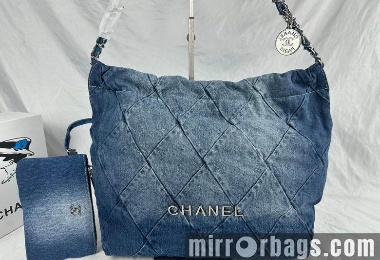 1:1 Replica Chanel Bags 918 42X35X8cm WO