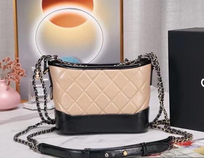 1:1 Replica Chanel Bags 221116 20cm WO