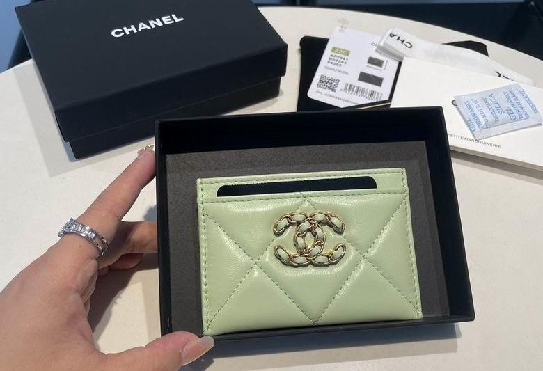 1:1 Replica Chanel Bags 0941 7.5X11cm YG 3colour