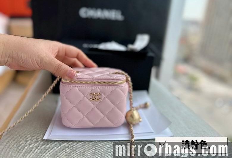 1:1 Replica Chanel Bags 10X9cm 060119 DN