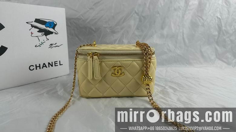 1:1 Replica Chanel Bags 740 18X10X9cm WO 3colour
