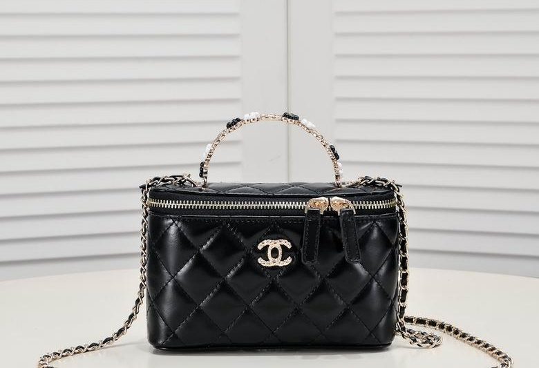 1:1 Replica Chanel Bags 6093 16.5X4X10cm WO