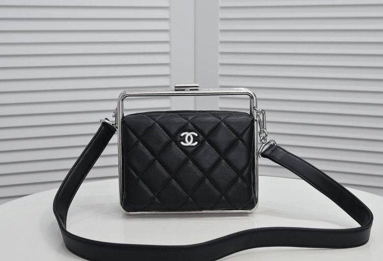 1:1 Replica Chanel Bags WO219152 18X19.5X8.5