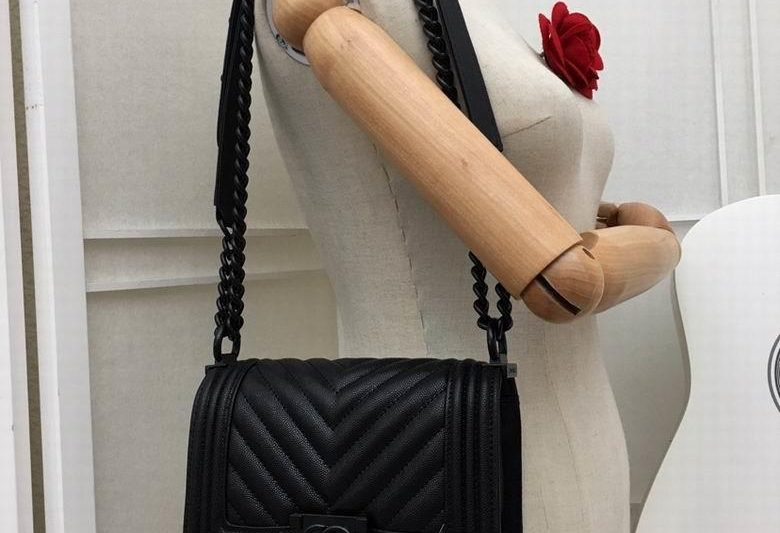 1:1 Replica Chanel Bags 67085 20X12X7.5cm XMY 23