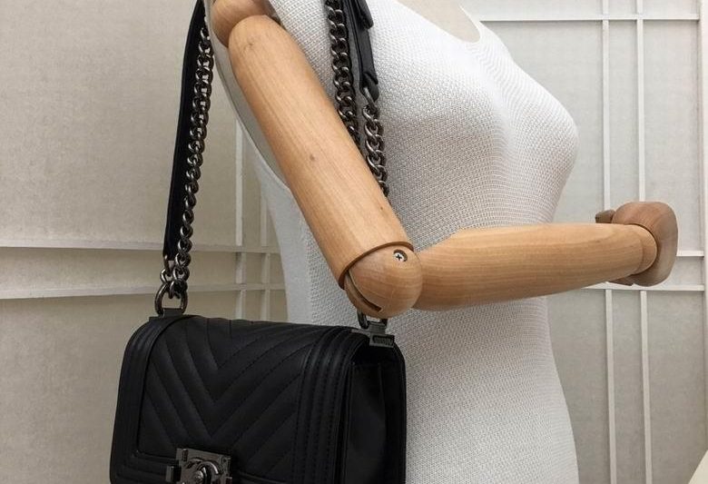 1:1 Replica Chanel Bags 67085 20X12X7.5cm XMY 17