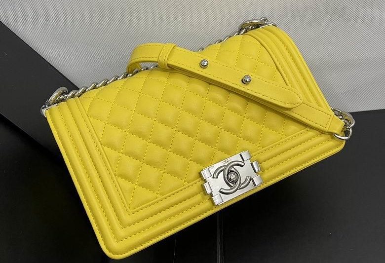 1:1 Replica Chanel Bags 67086 25X14X7cm XMY 2