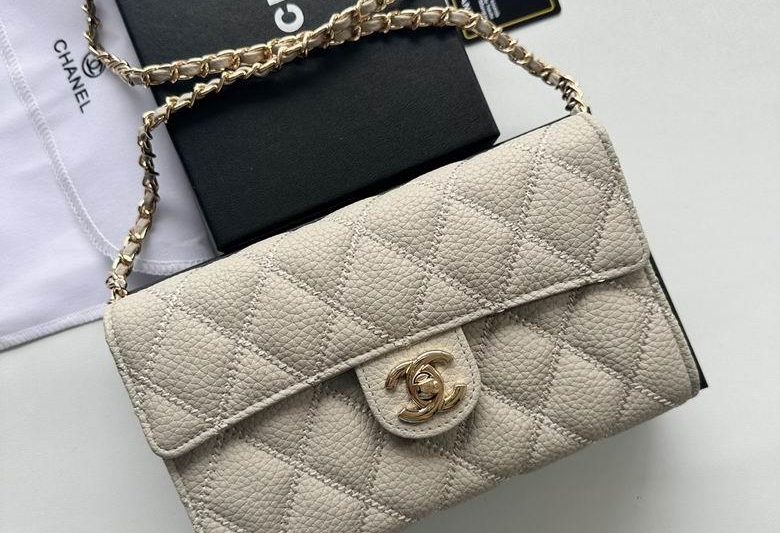1:1 Replica Chanel Bags A50078 19X12.5X4.5cm XMY 5