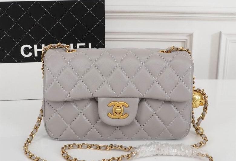 1:1 Replica Chanel Bags 6211 20cm XMY 2