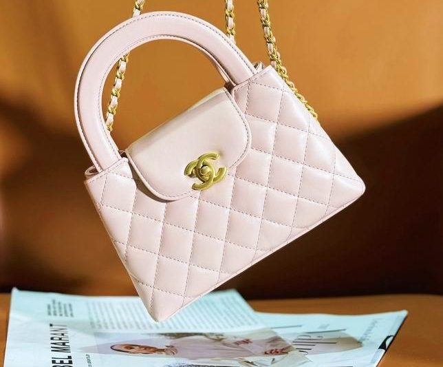 1:1 Replica Chanel Bags AS4416 13X19X7cm WO 4