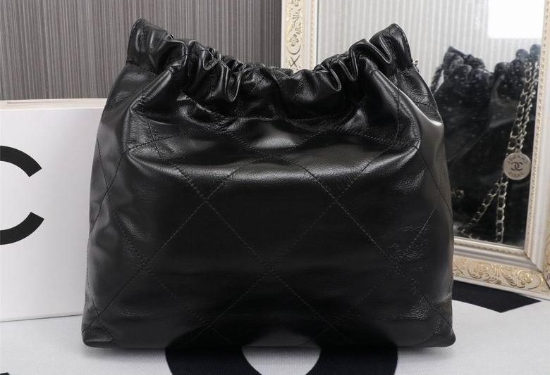 1:1 Replica Chanel Bags 8801 39X24X8cm WO 4