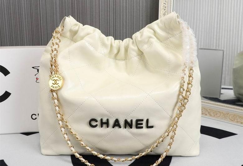 1:1 Replica Chanel Bags 8801 39X24X8cm WO 1