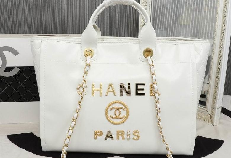 1:1 Replica Chanel Bags 8228 41X31X21cm WO 2