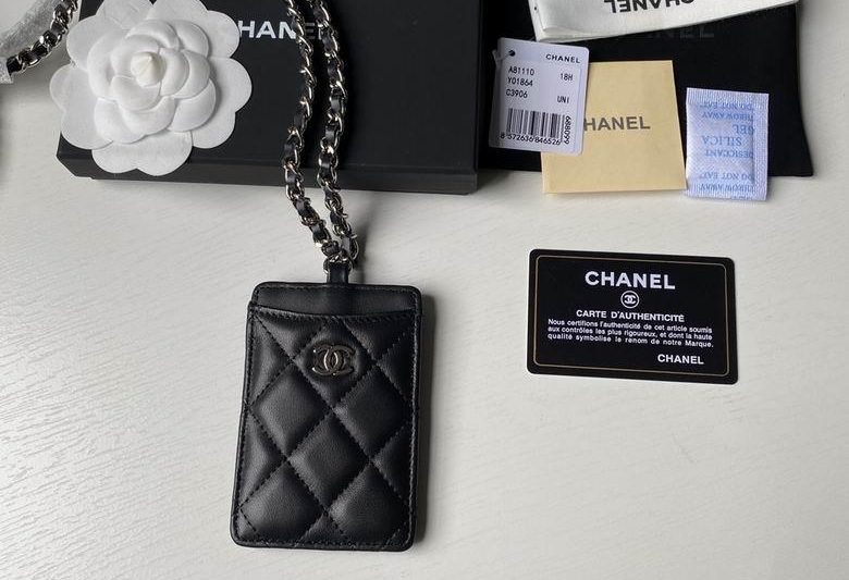 1:1 Replica Chanel Bags A81110 10.5X7X0.5cm YG 7