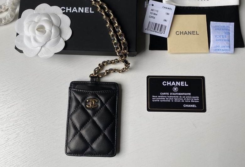 1:1 Replica Chanel Bags A81110 10.5X7X0.5cm YG 6