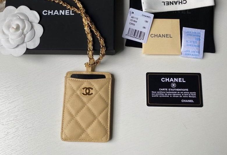 1:1 Replica Chanel Bags A81110 10.5X7X0.5cm YG 3