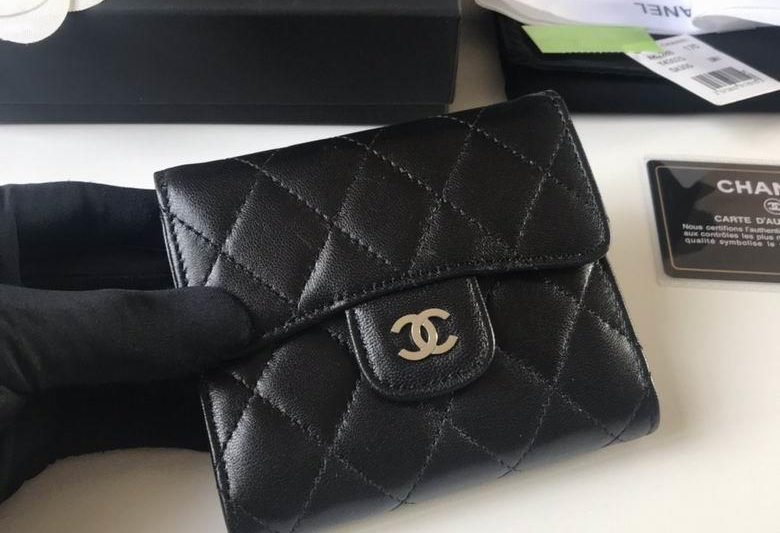 1:1 Replica Chanel Bags A82288 10.5X11.5X3cm YG 4