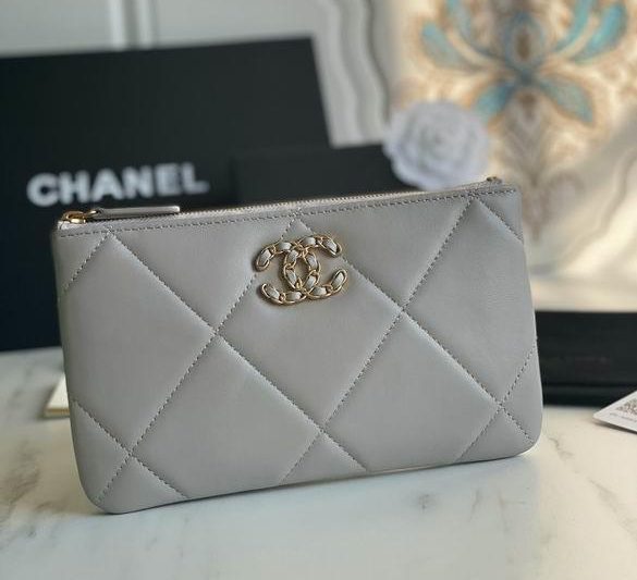 1:1 Replica Chanel Bags AP1059 20X12.2X1cm YG 5