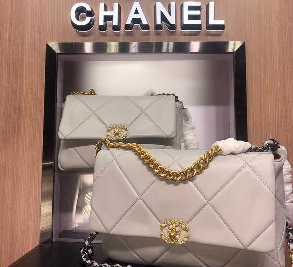 1:1 Replica Chanel Bags AS1160 26cm 30cm XMY 5