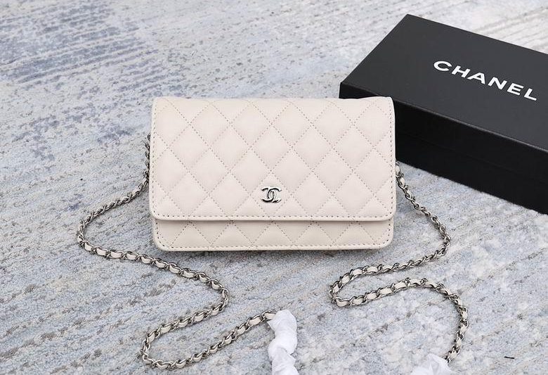 1:1 Replica Chanel Bags 33814 19cm YG 13