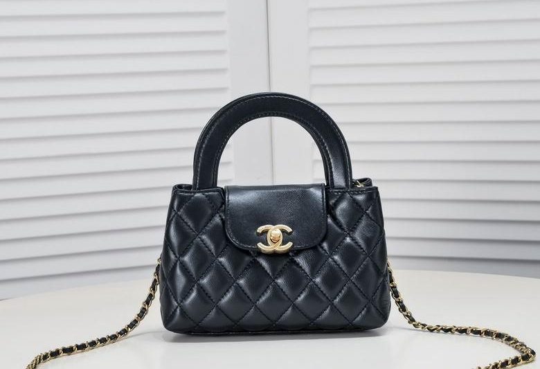 1:1 Replica Chanel Bags 6170 19X13X7cm WO 5