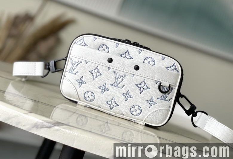LV Replica Bags Alpha M83383 11×18.5×6.5cm gf