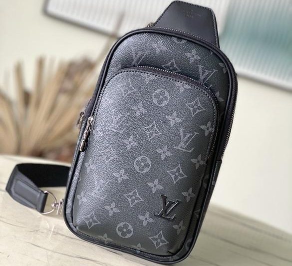LV Replica Bags Avenue M47137 16x33x5.7cm gf
