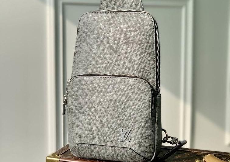 LV Replica Bags Avenue M30859 m30443 20x31x10cm gf