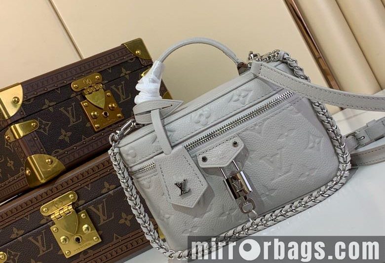LV Replica Bags Vanity m13593 11.5×6.5x19cm gf