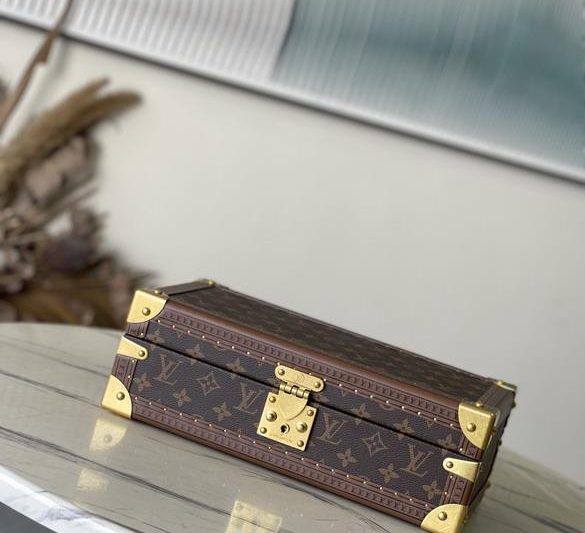 LV Replica Bags Coffret M10260 20.5×13.5x35cm gf