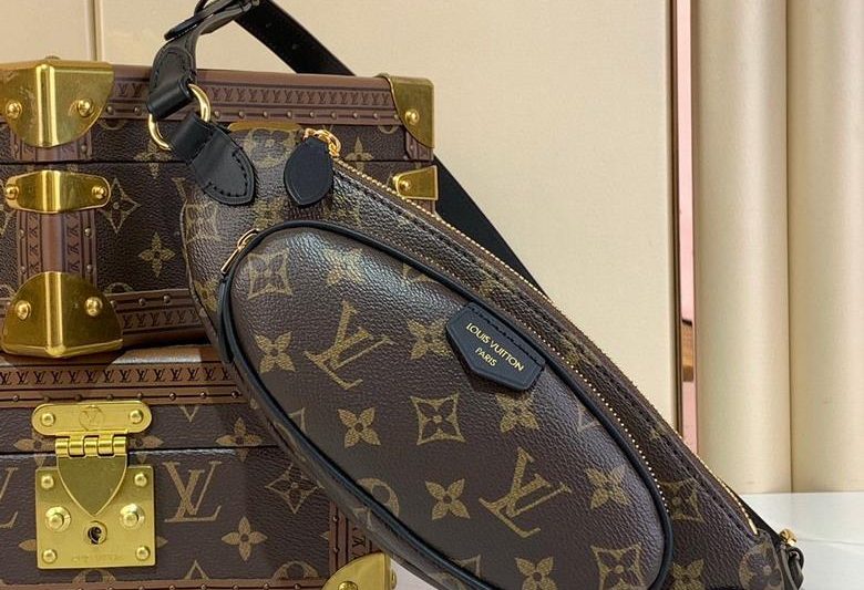 LV Replica Bags Keepit M14806 12x6x29cm gf