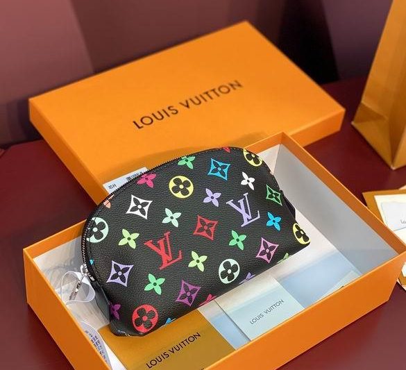 LV Replica Bags M13744 19X12X6cm