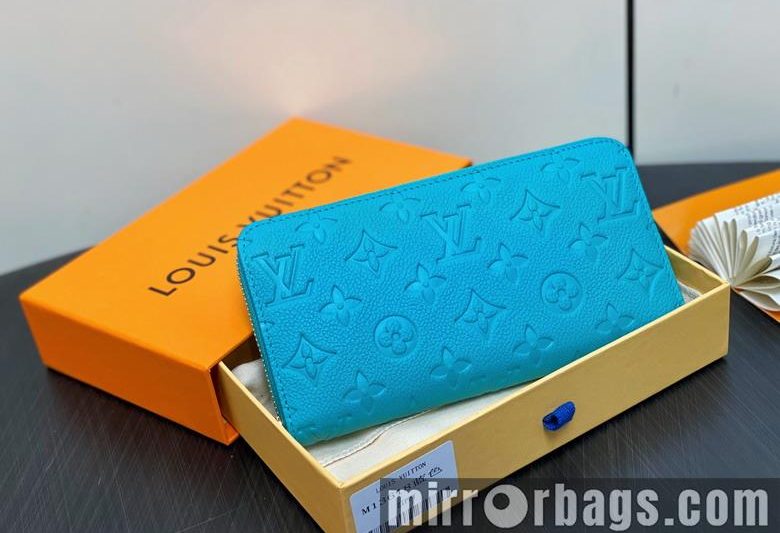 LV Replica Bags TM M13618 19.5×10.5×2.5cm gf