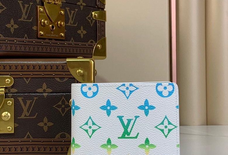 LV Replica Bags Multiple M14354 11.5x9x1.5cm gf1