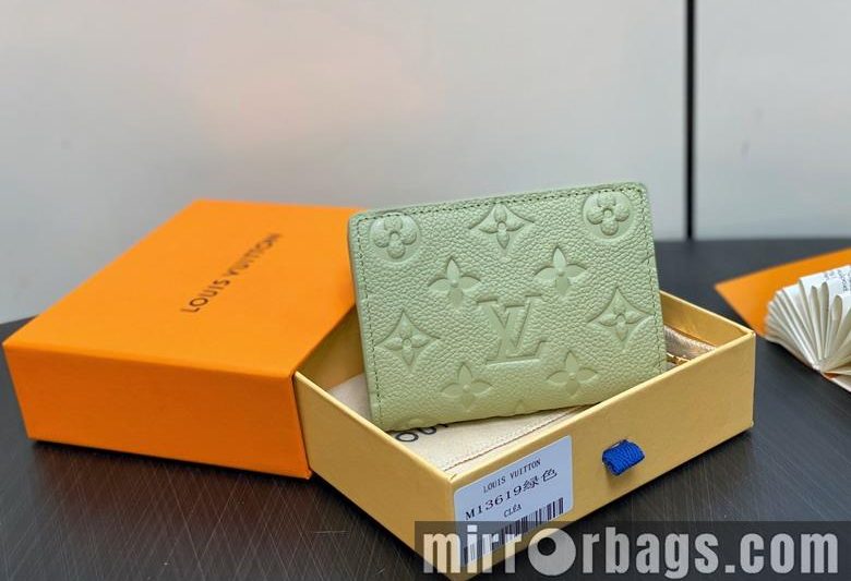 LV Replica Bags Claire M13619 11×8.5×3.5cm gf2